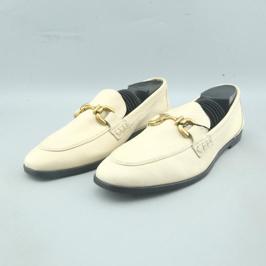 ZARA. .
