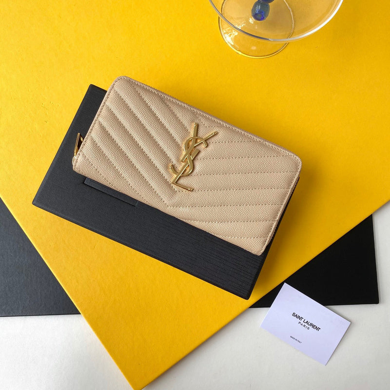 Amelia - YSL Bag - 3721