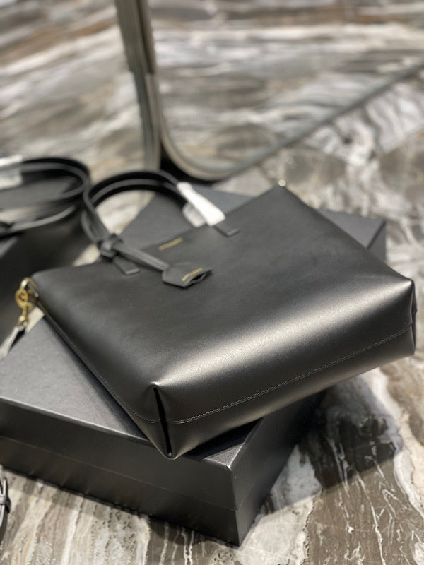 Amelia - YSL Bag - 3952