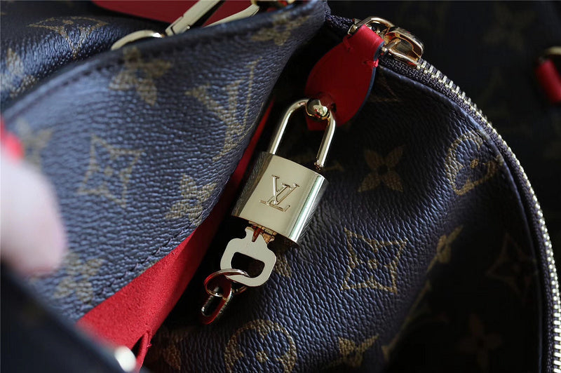 Fan Fashion Lu-Vi bags - 8379