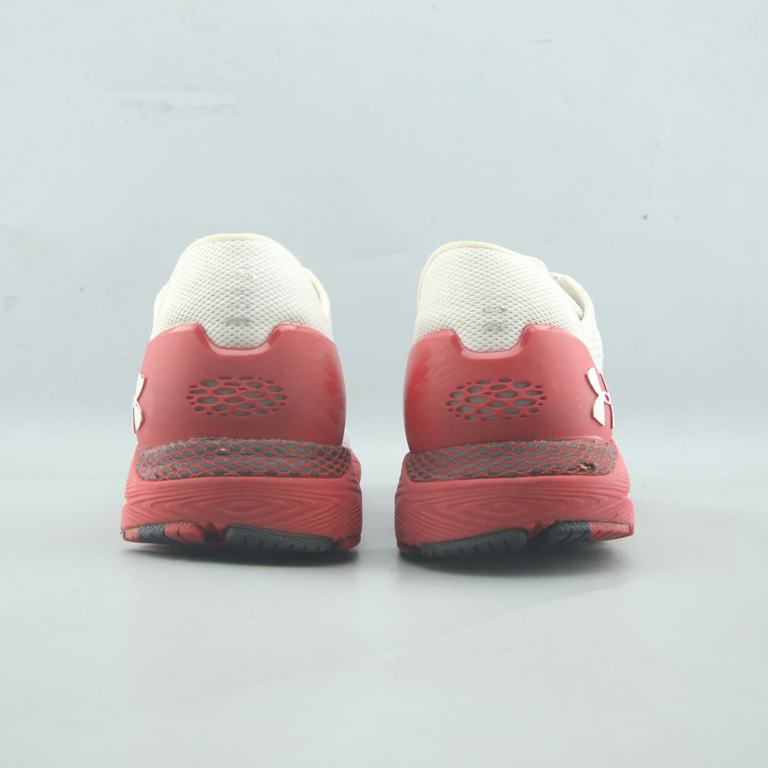 UNDER ARMOUR HOVR SONIC 4