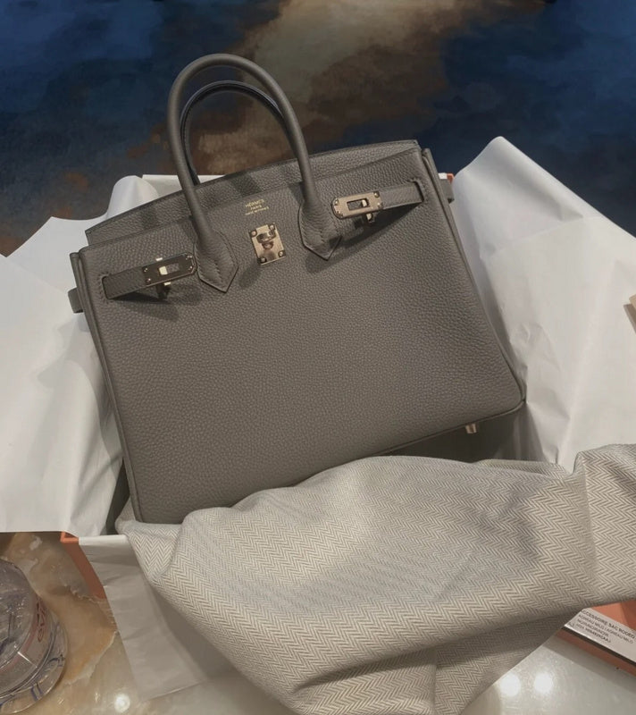 Amelia - HMS Bags - 1587