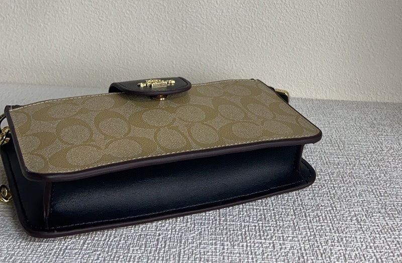 Amelia-i CAH Bags - 018