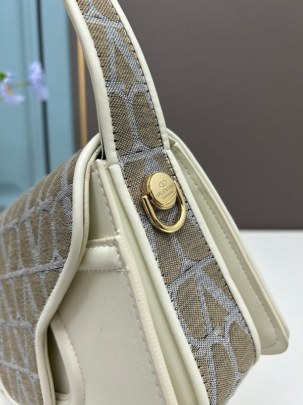 VAL LUXURY BAGS - FOR FASHION LOVERS  AFFORDABLE LUXURY BAGS- 155