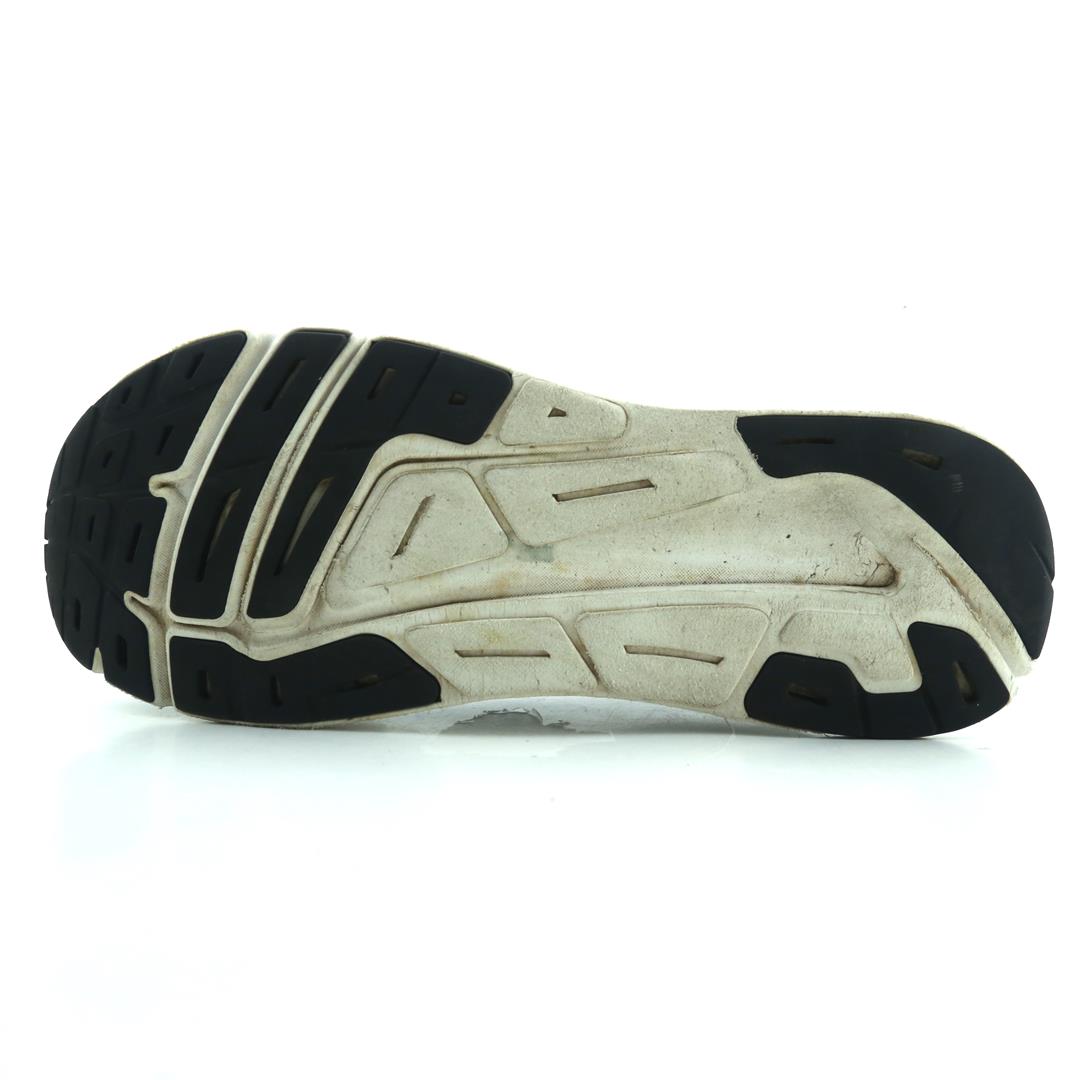 TOPO ATHLETIC FLI-LYTE 4