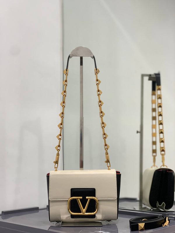 Amelia's Bag Gallery - VEL Bags - 1435
