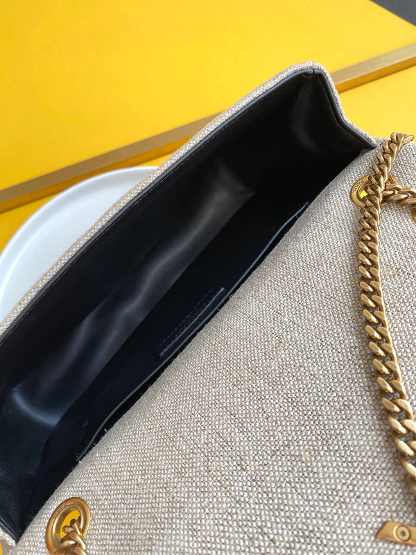 Amelia - YSL Bag - 4139