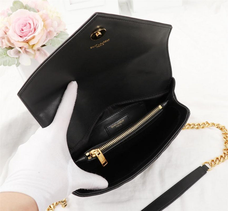 Amelia - YSL Bag - 2799