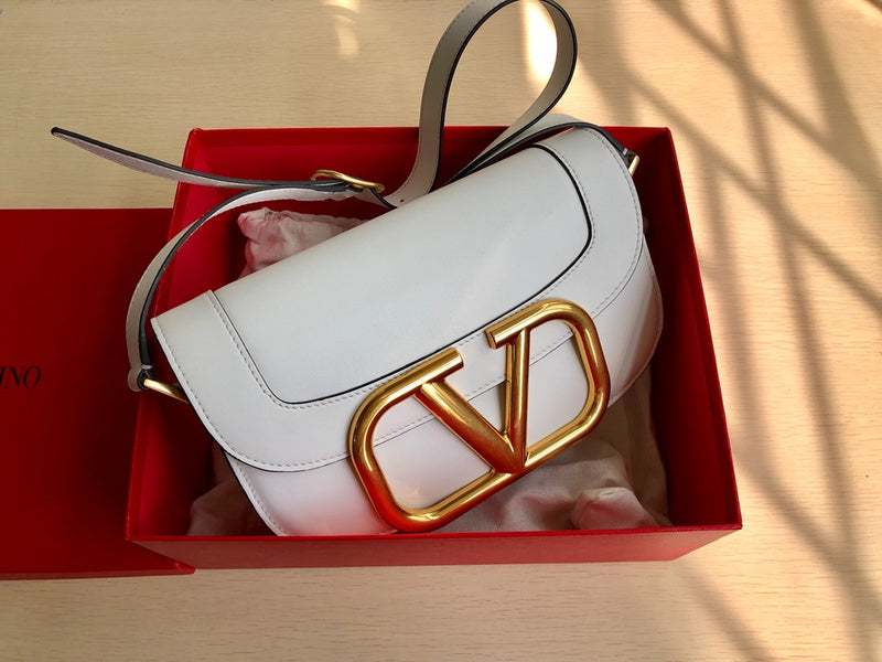 VAL LUXURY BAGS - FOR FASHION LOVERS  AFFORDABLE LUXURY BAGS- 1332