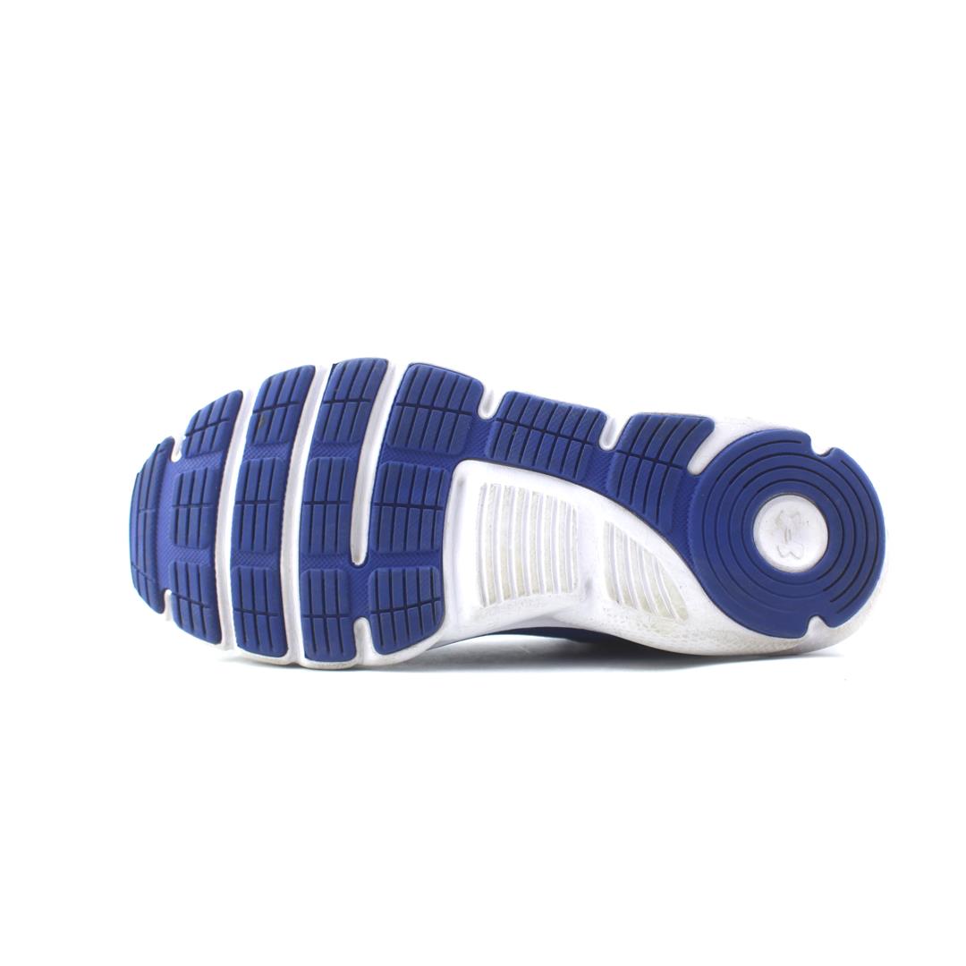 UNDER ARMOUR CHARGED ASSERT 9