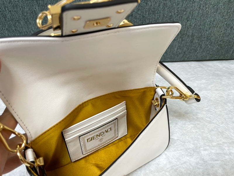 Amelia's Bag Gallery - VAR Bags - 225