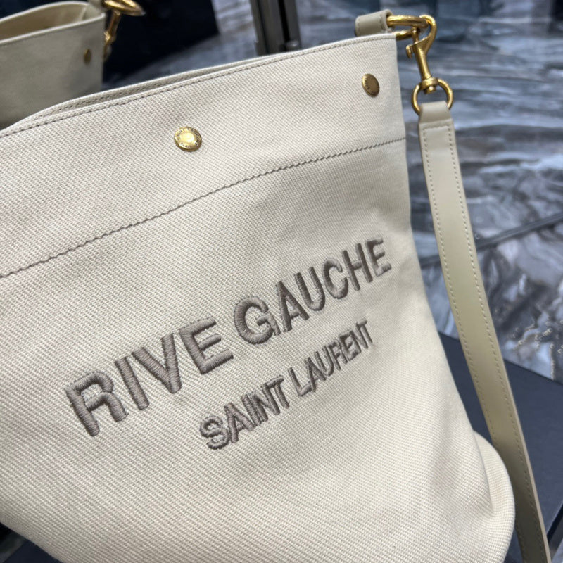 Amelia - YSL Bag - 4213