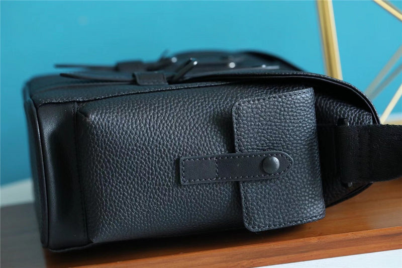Fan Fashion Lu-Vi bags - 10274