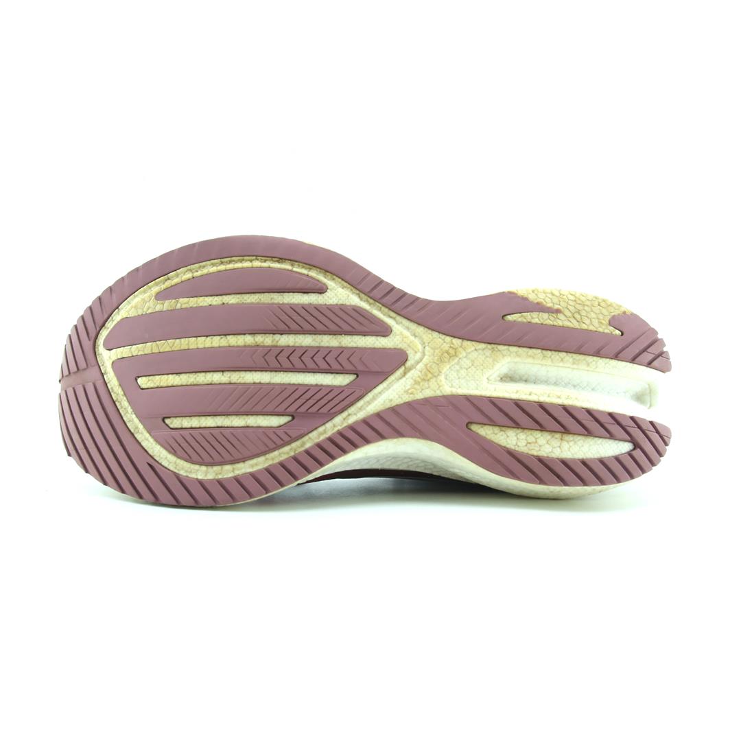 SAUCONY TRIUMPH 20