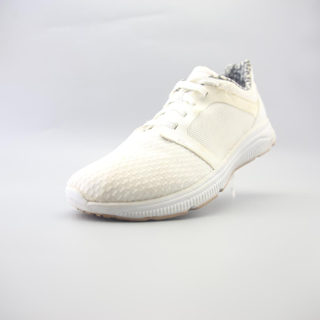 AVIA MEMORY FOAM