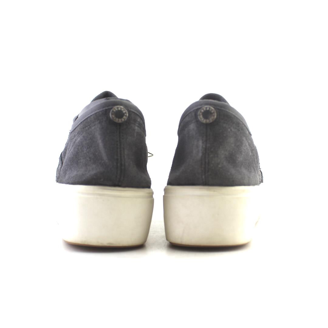 STEVE MADDEN EMMI