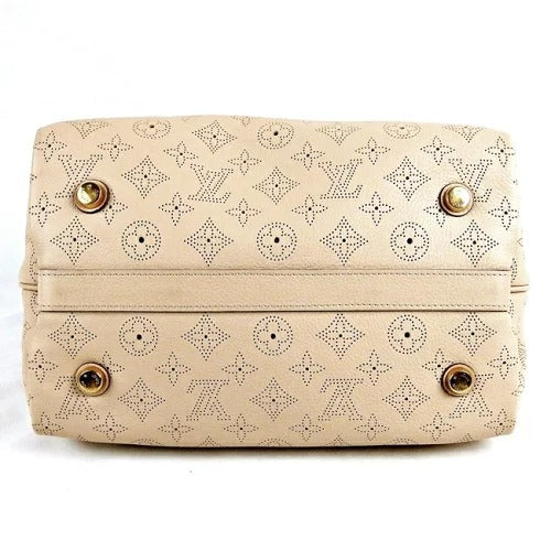 Louis Vuitton Mahina Cirrus PM Coquille Handbag