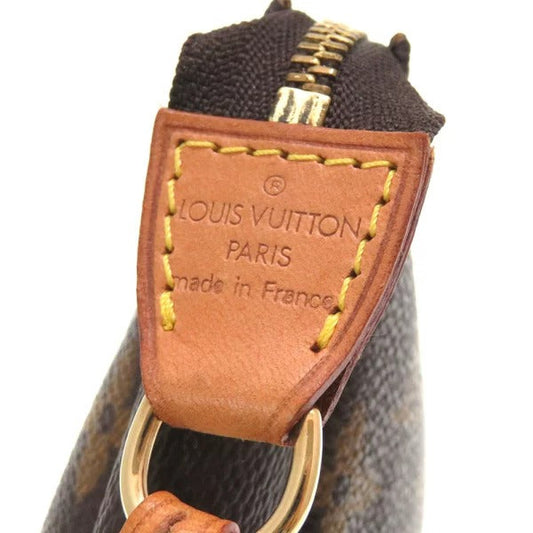 Louis Vuitton Monogram Pochette Accessoire Pouch Bag