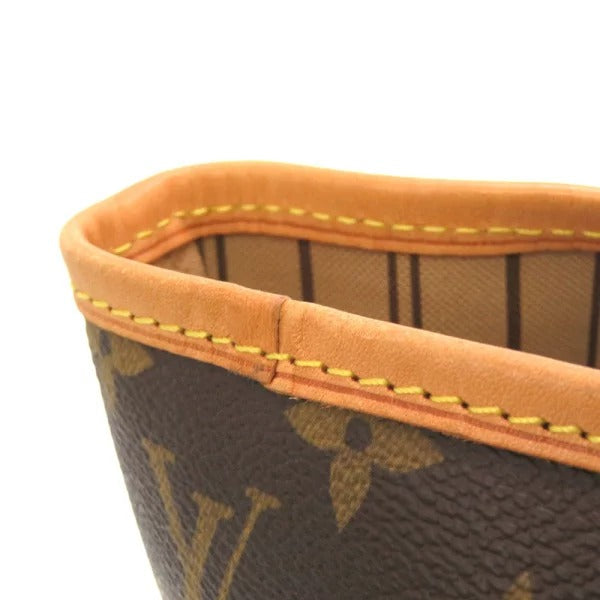 Louis Vuitton Neverfull MM Monogram Canvas Tote Bag