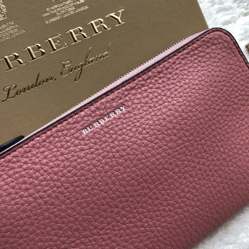 Burberry Bags - Bagsattire   424