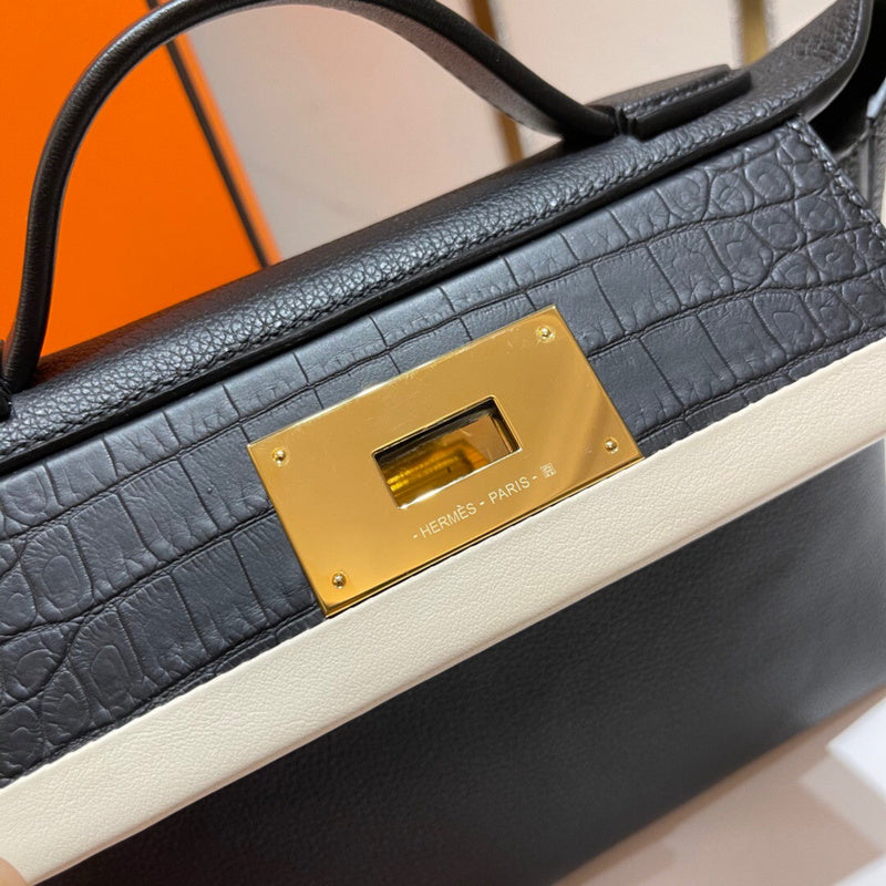 Amelia - HMS Bags - 1617