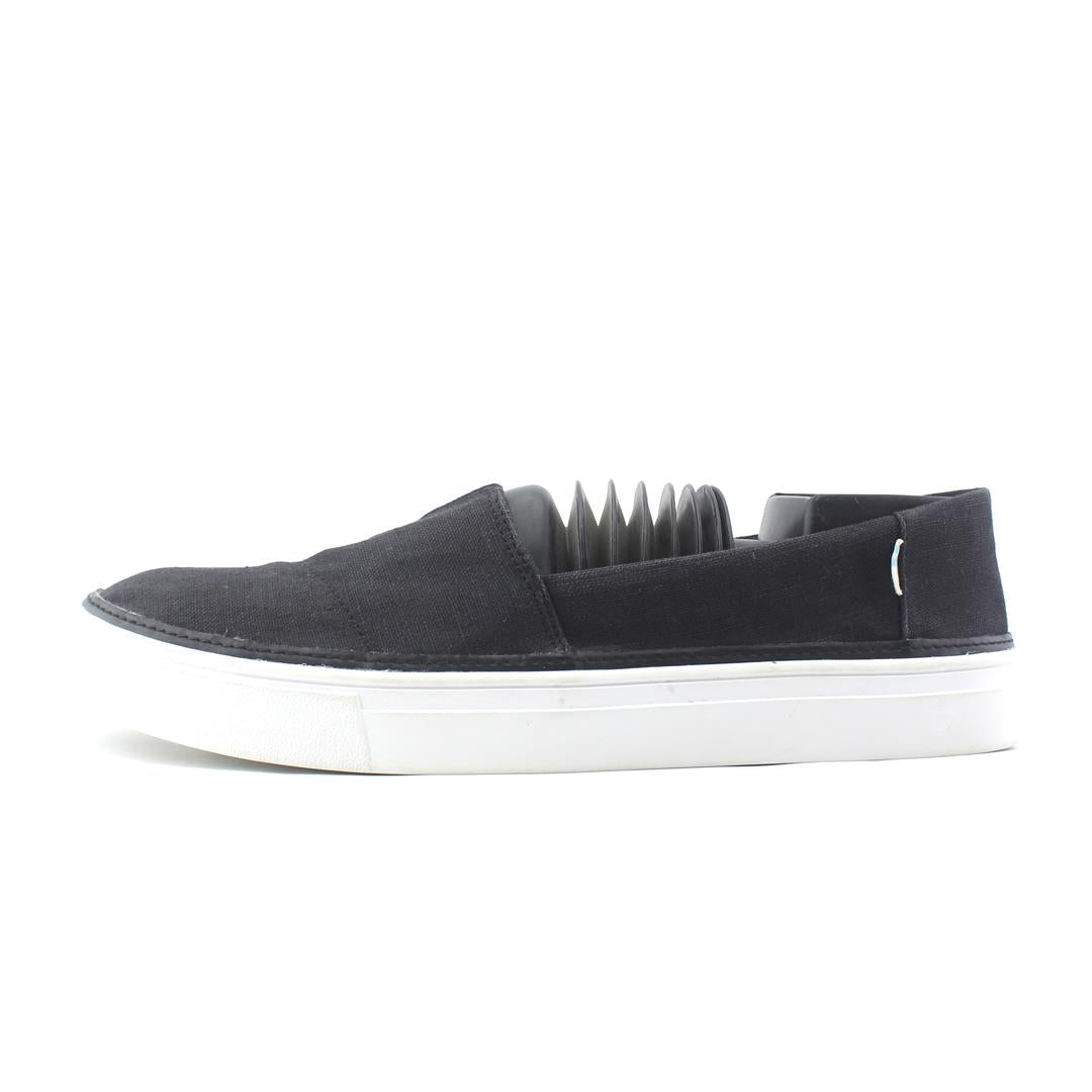 TOMS EARTHWISE