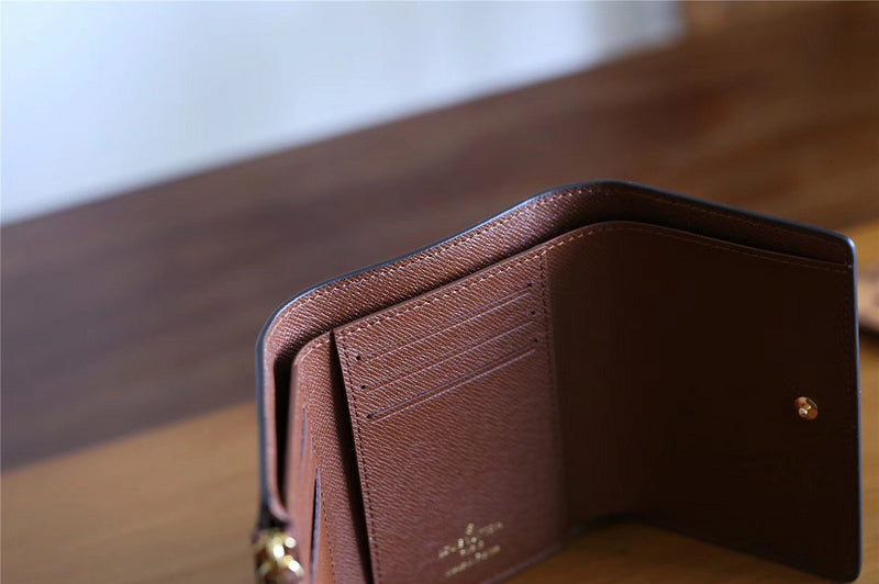 Fan Fashion Lu-Vi bags - 9338
