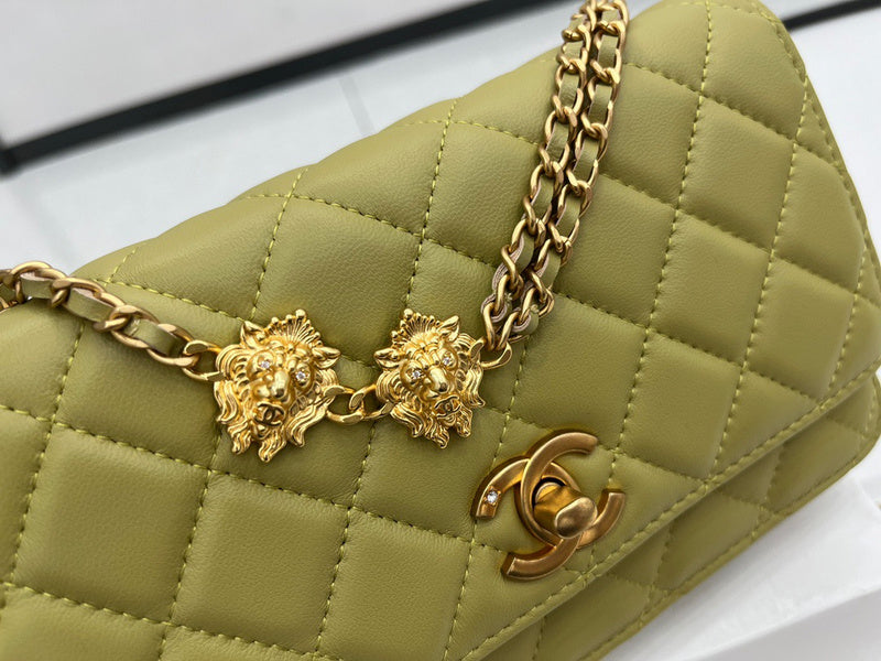 Wellow Bags - Chanel - Bags  - 239