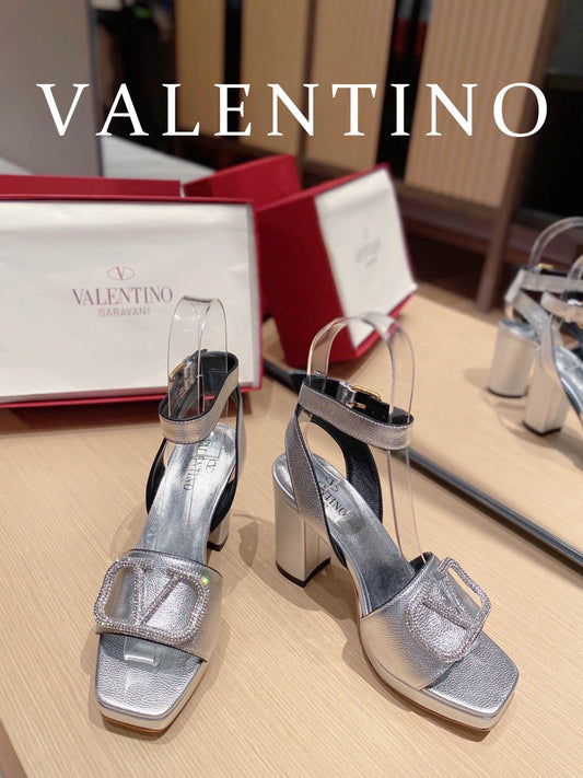 VAL -  Garavani Strap Heeled Sandals With V Logo Crystal Embellishment SilAmelia- For Women