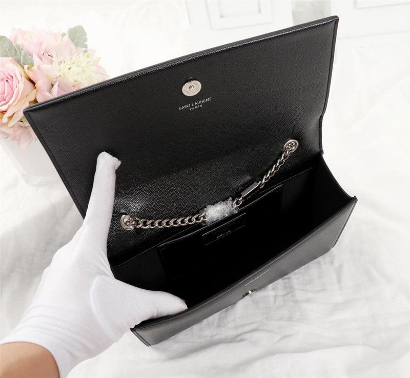 Amelia - YSL Bag - 2611