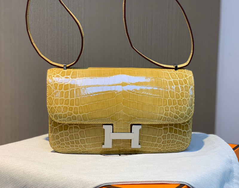 Amelia - HMS Bags - 1746