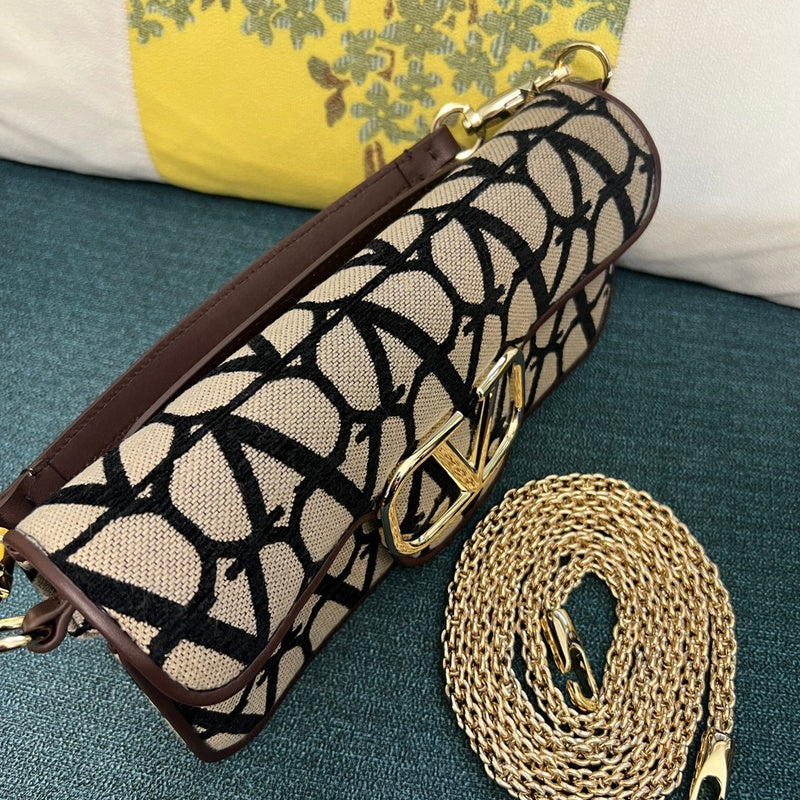 Amelia's Bag Gallery - VEL Bags - 391