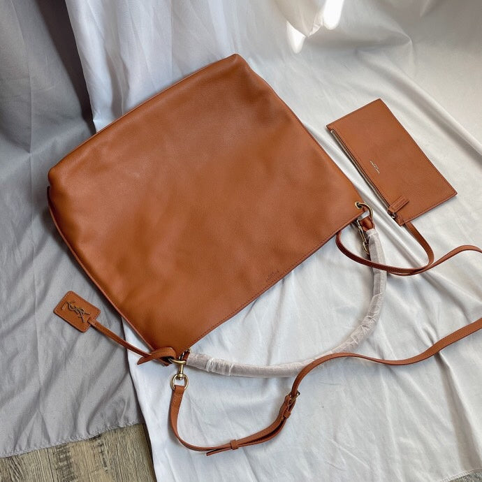 Amelia - YSL Bag - 3595