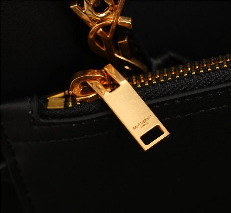 Amelia - YSL Bag - 2832