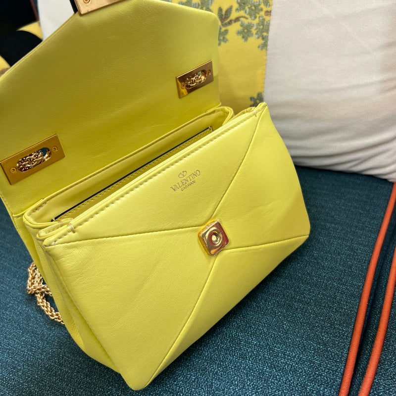 VAL LUXURY BAGS - FOR FASHION LOVERS  AFFORDABLE LUXURY BAGS- 474