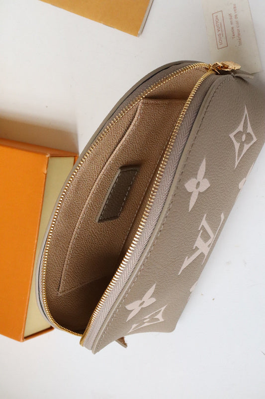 Fan Fashion Lu-Vi bags - 17374