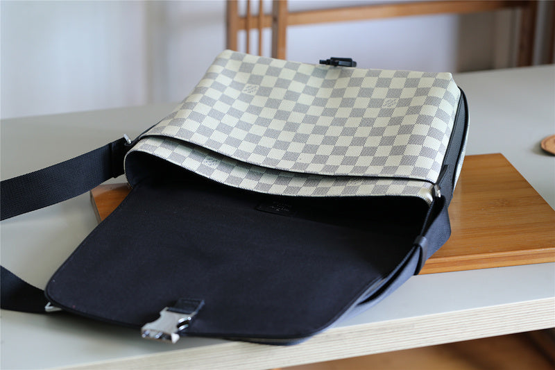 Fan Fashion Lu-Vi bags - 10498