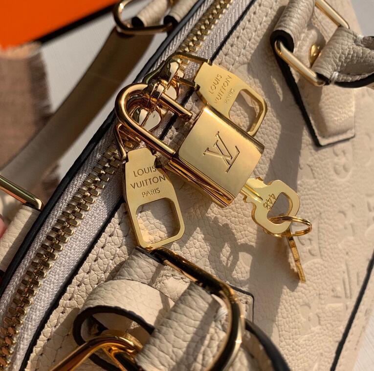AmeliaLuxury - LOV Bags - 2990