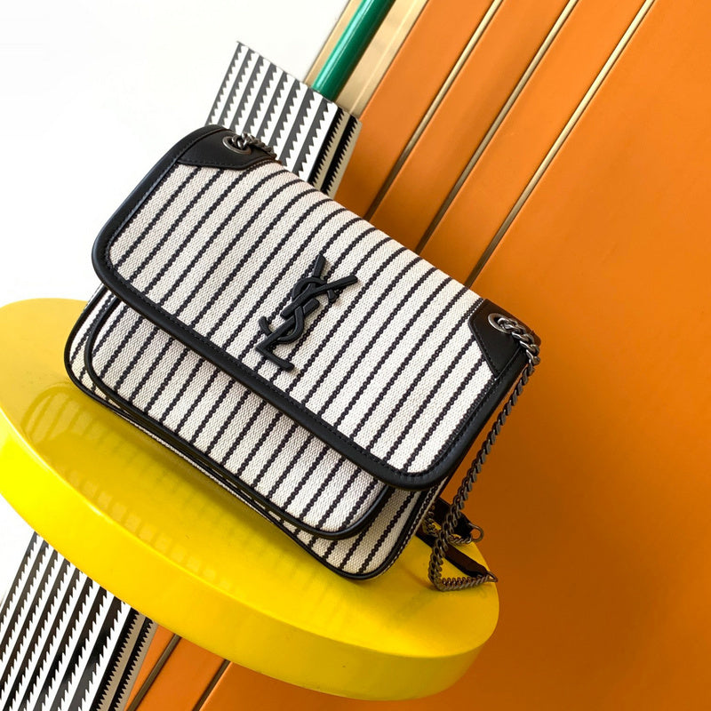 Amelia - YSL Bag - 3779