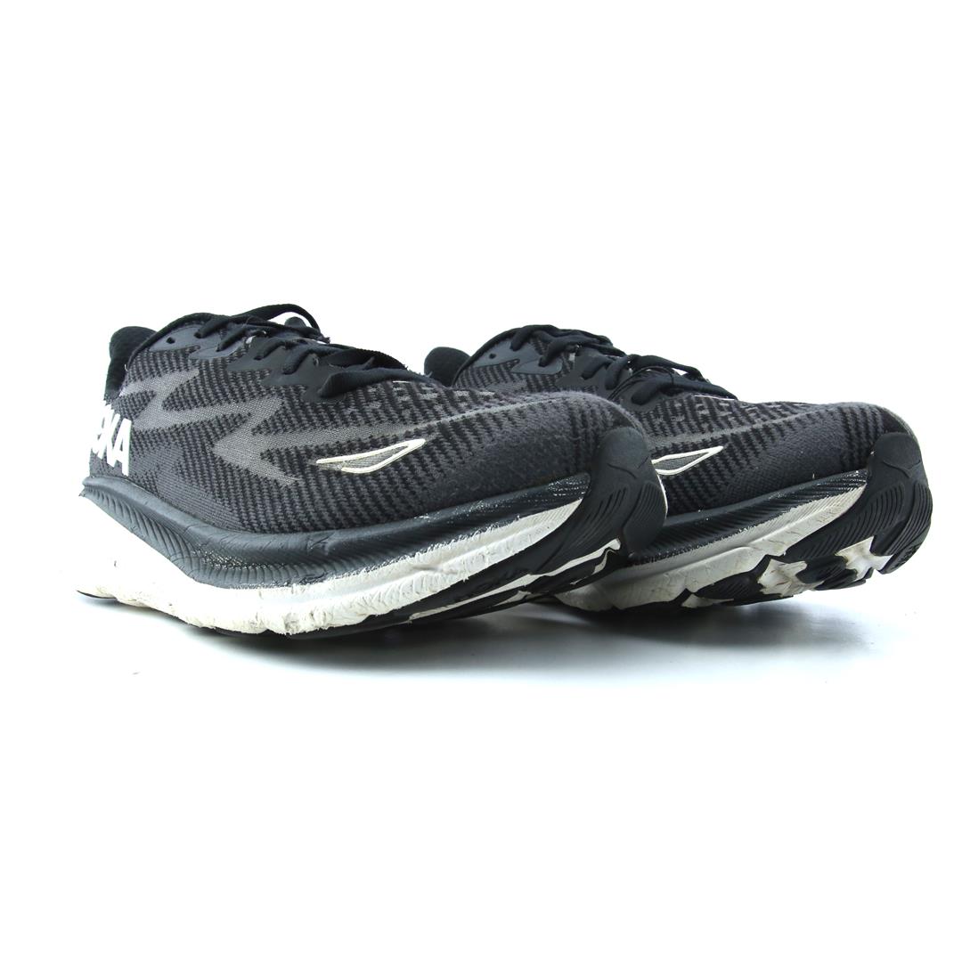 HOKA ONE ONE CLIFTON 9