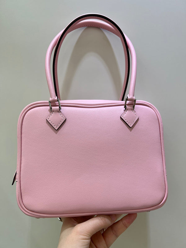 Amelia - HMS Bags - 1670