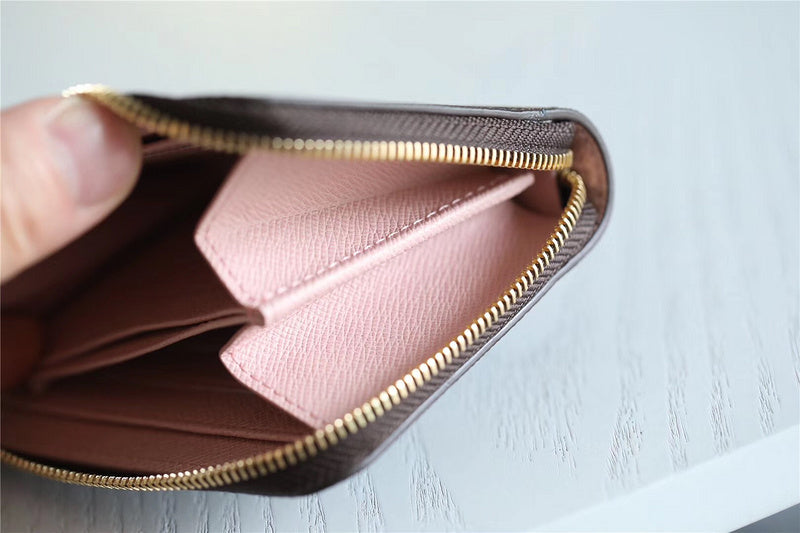 Fan Fashion Lu-Vi bags - 9221