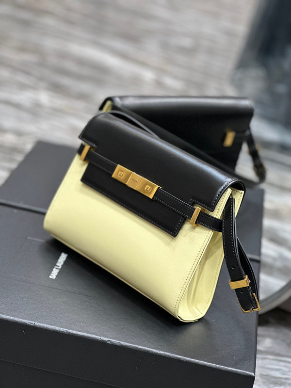 Amelia - YSL Bag - 1910