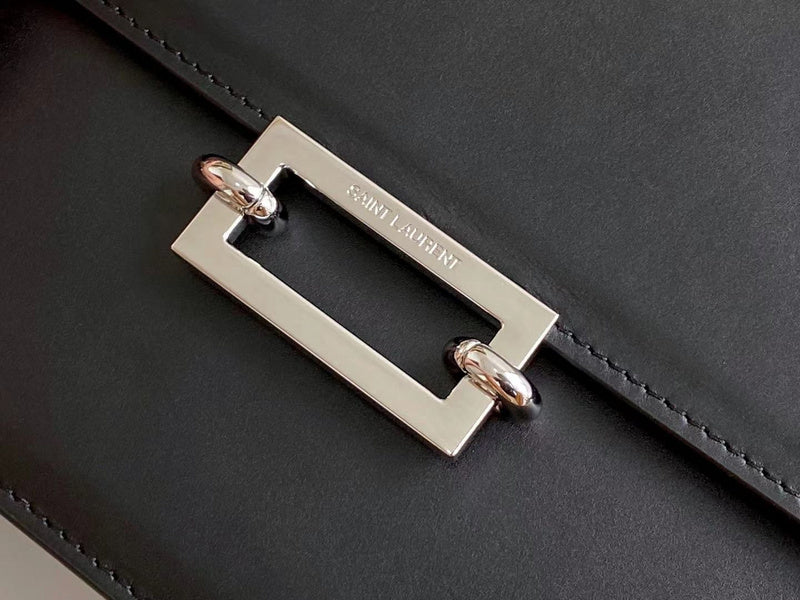 Amelia - YSL Bag - 4153