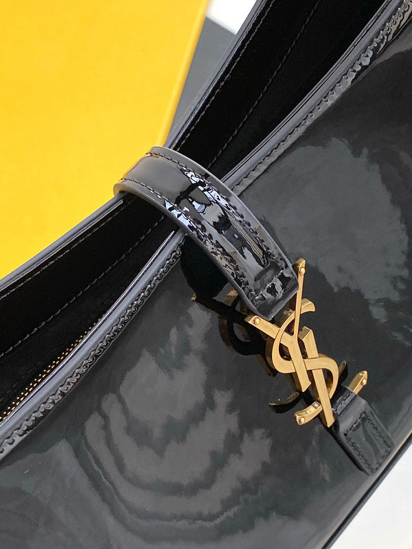 Amelia - YSL Bag - 3766