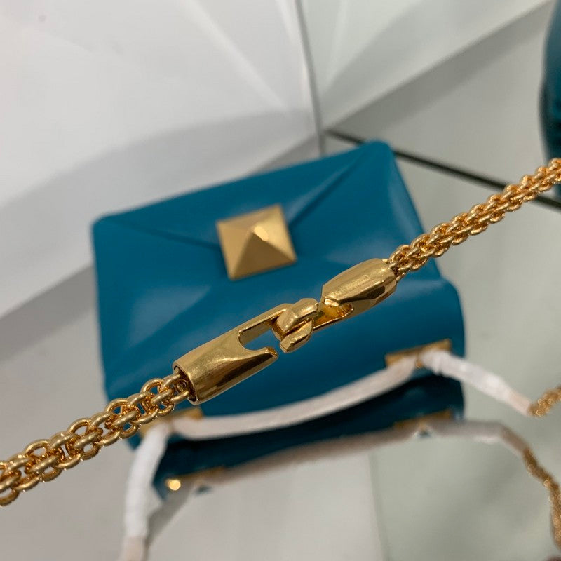 Amelia's Bag Gallery - VEL Bags - 511