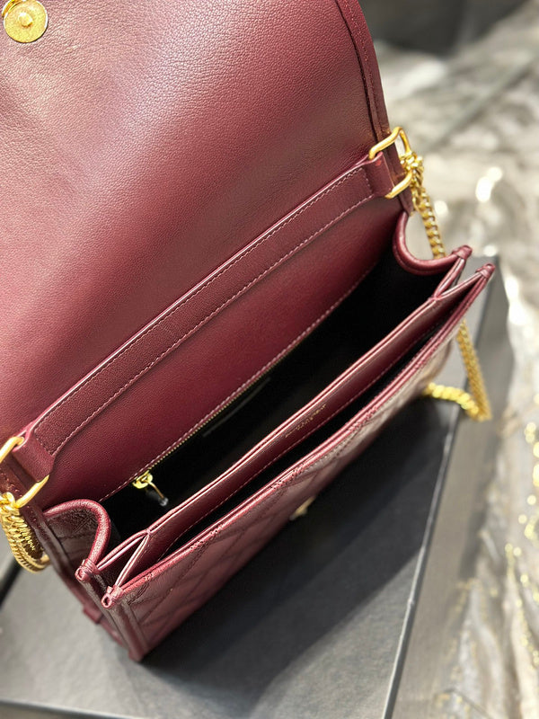 Amelia - YSL Bag - 2472