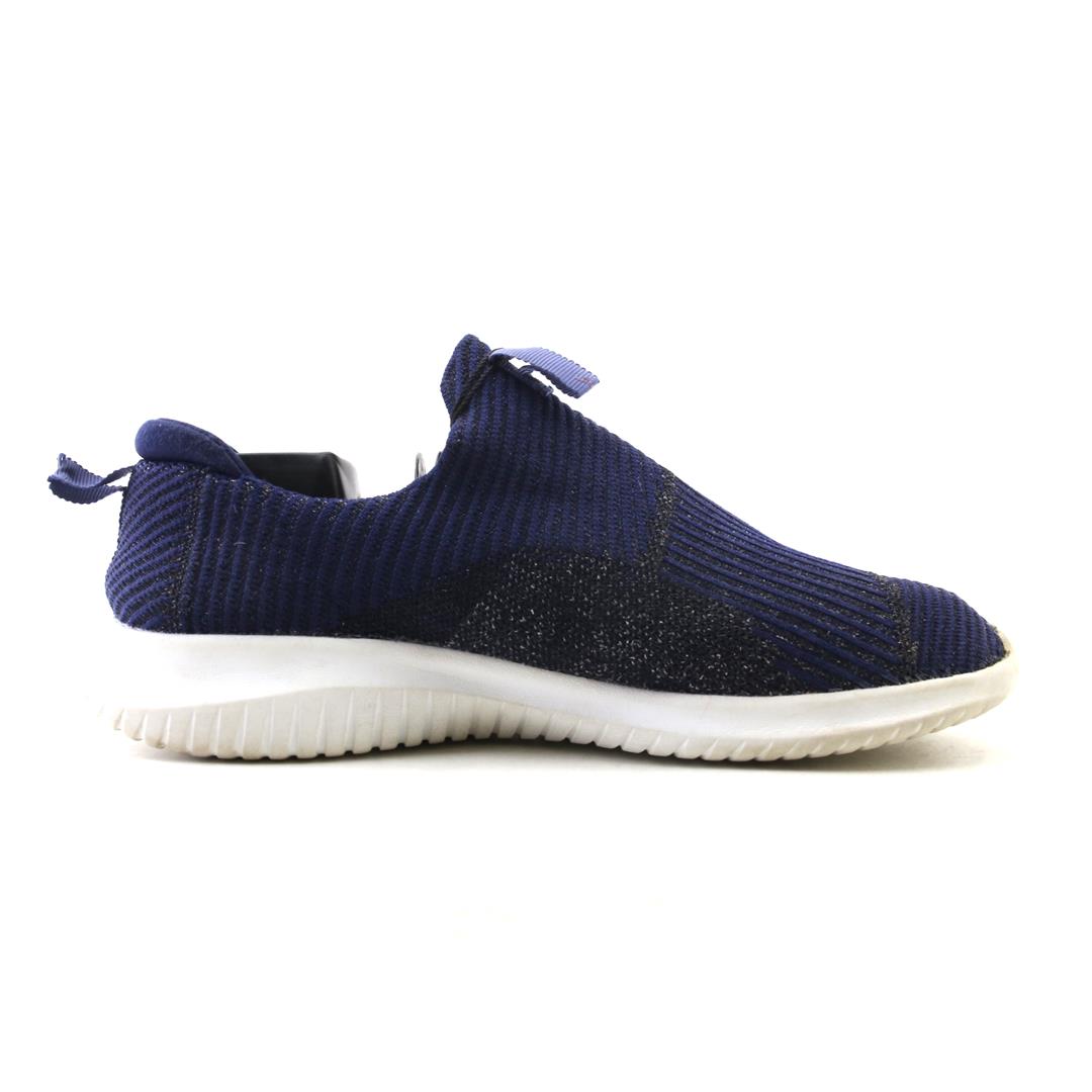 SKECHERS MEMORY FOAM