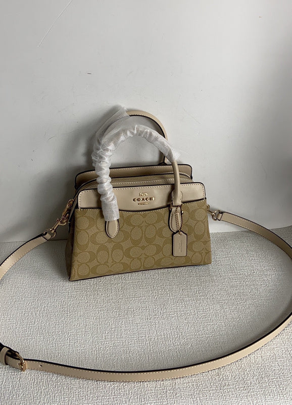 Amelia-i CAH Bags - 105