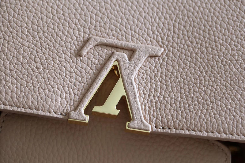 Fan Fashion Lu-Vi bags - 8377